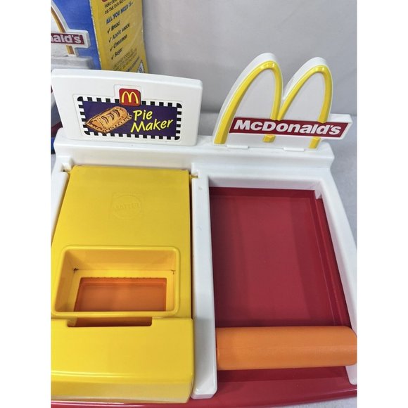 Vintage McDonald's Happy Meal Magic Pie Maker In Box 1993 Almost Complete - Picture 3 of 16